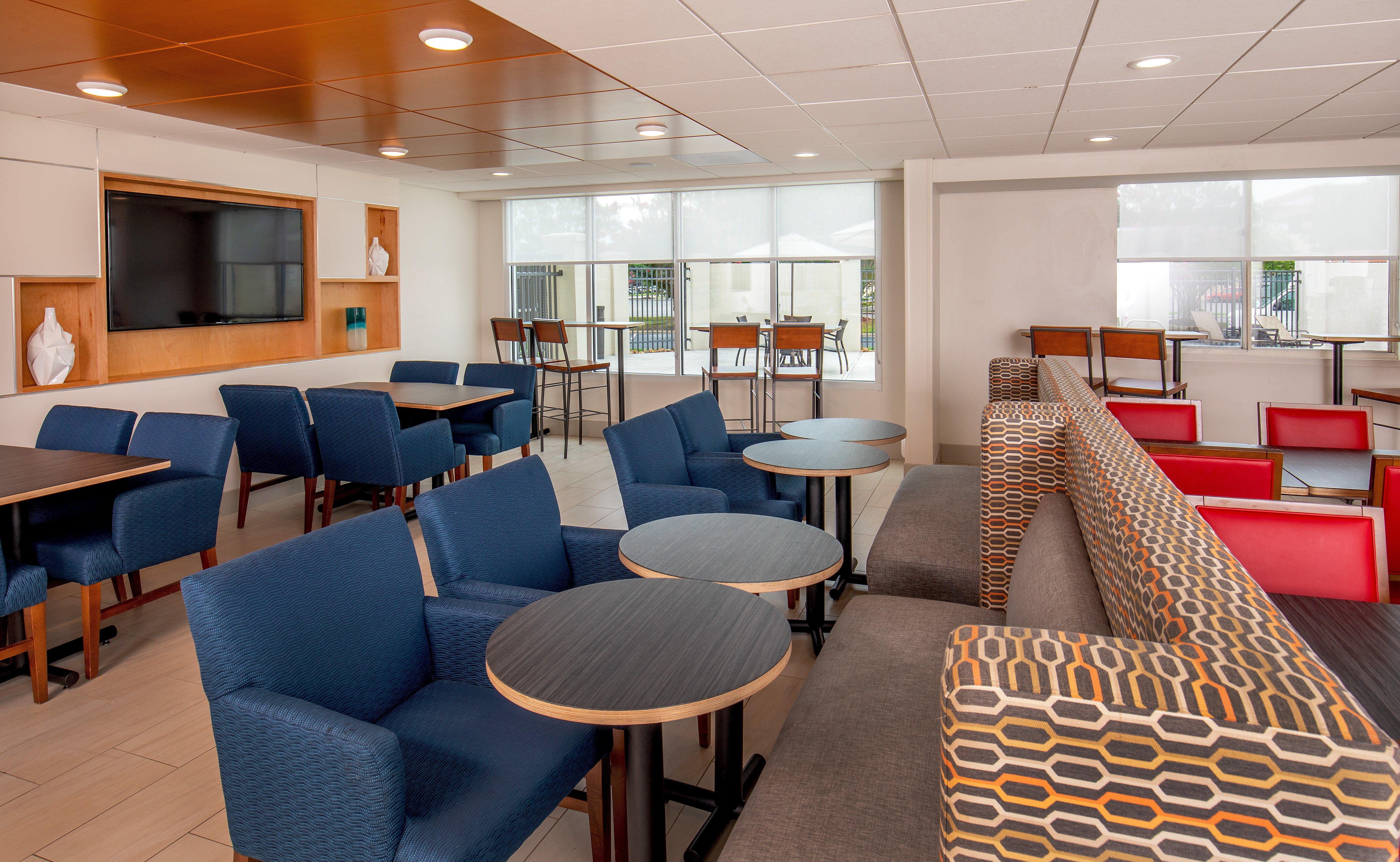 Holiday Inn Express Chesapeake - Norfolk By Ihg Exterior foto