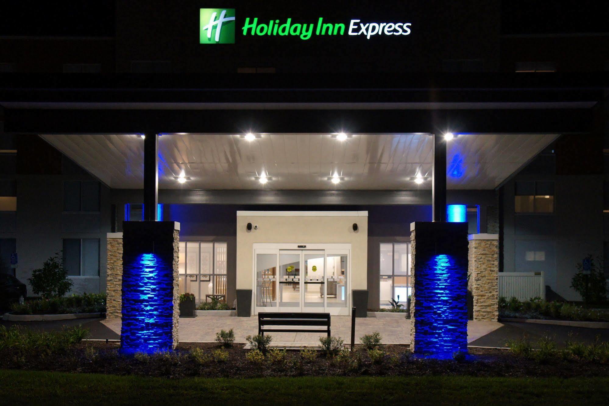 Holiday Inn Express Chesapeake - Norfolk By Ihg Exterior foto