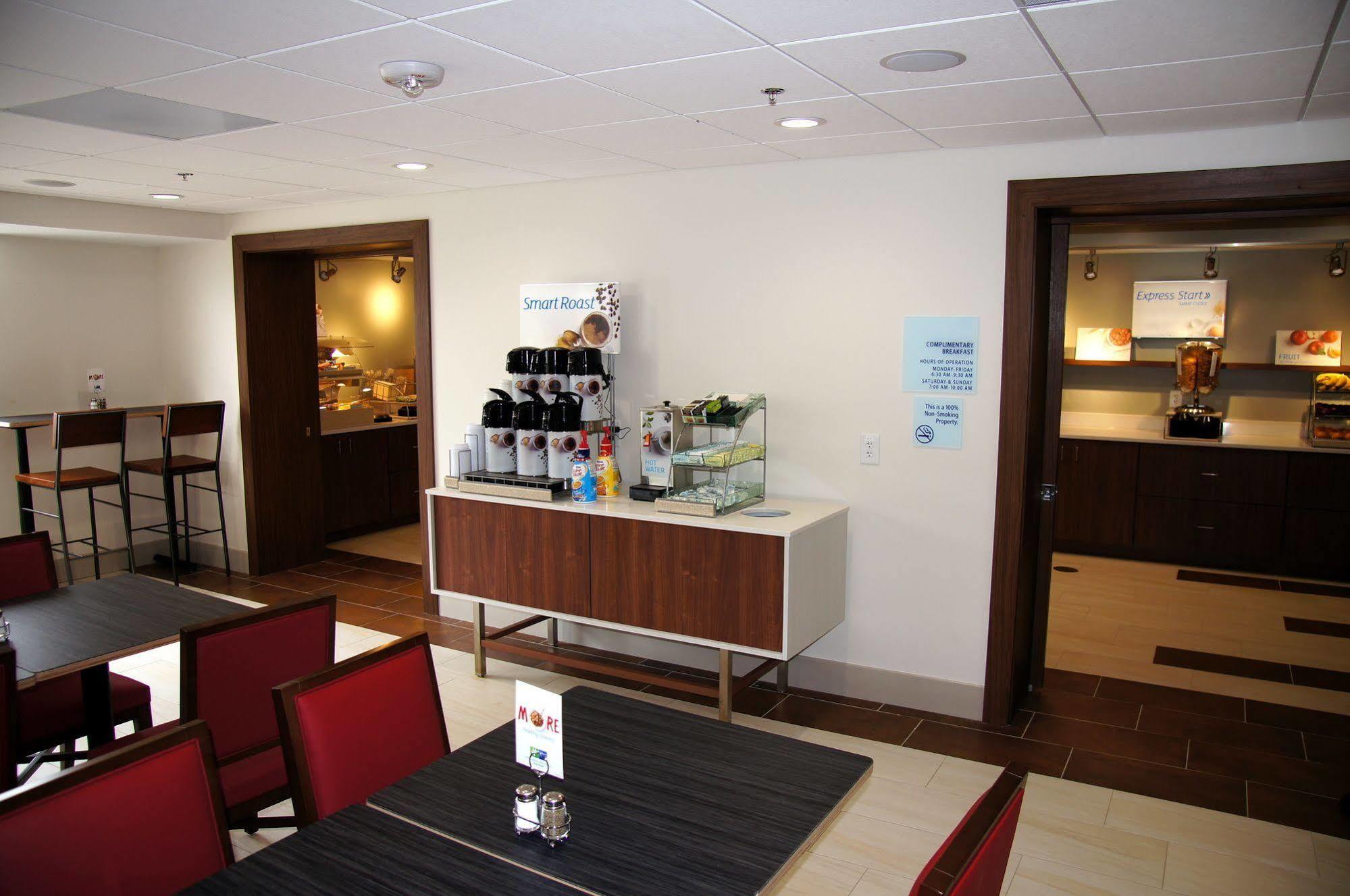 Holiday Inn Express Chesapeake - Norfolk By Ihg Exterior foto