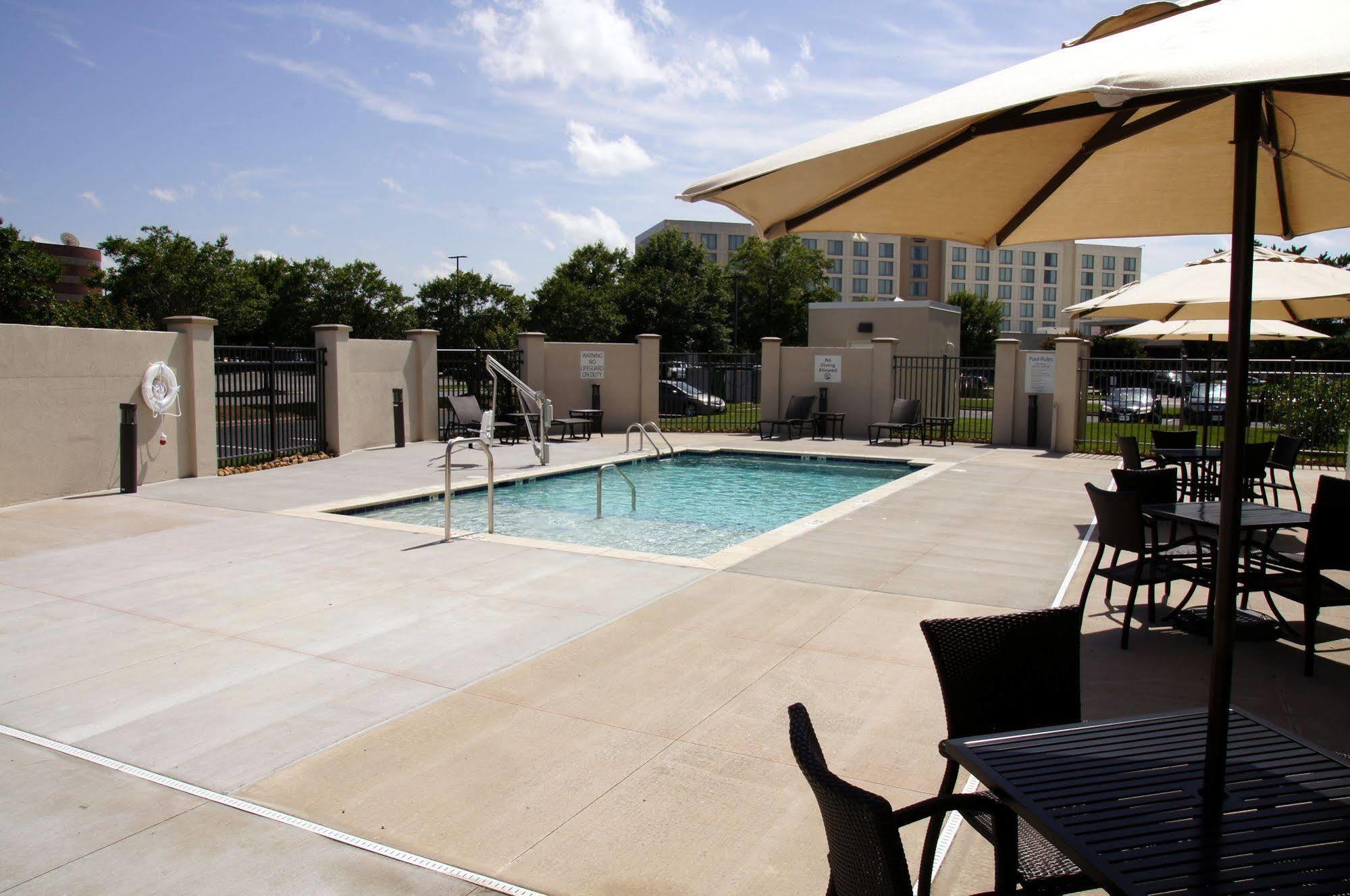 Holiday Inn Express Chesapeake - Norfolk By Ihg Exterior foto